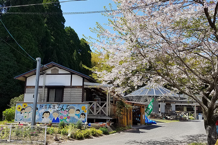 高齢者住宅「隠居長屋ろんち」